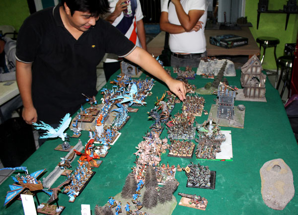 High Elves vs Skaven. This could be epic battle!