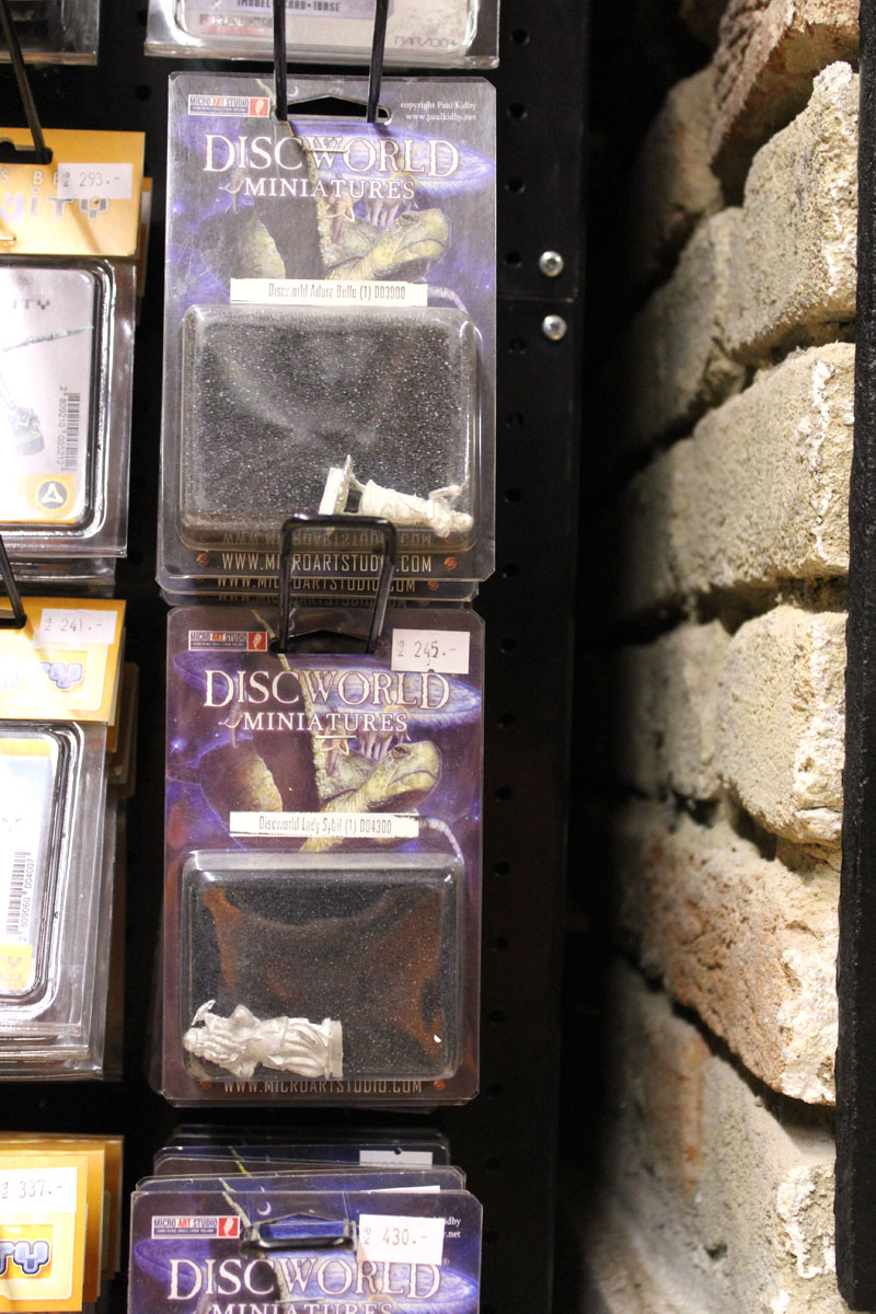 ...even some minis from Micro Art Studio:)