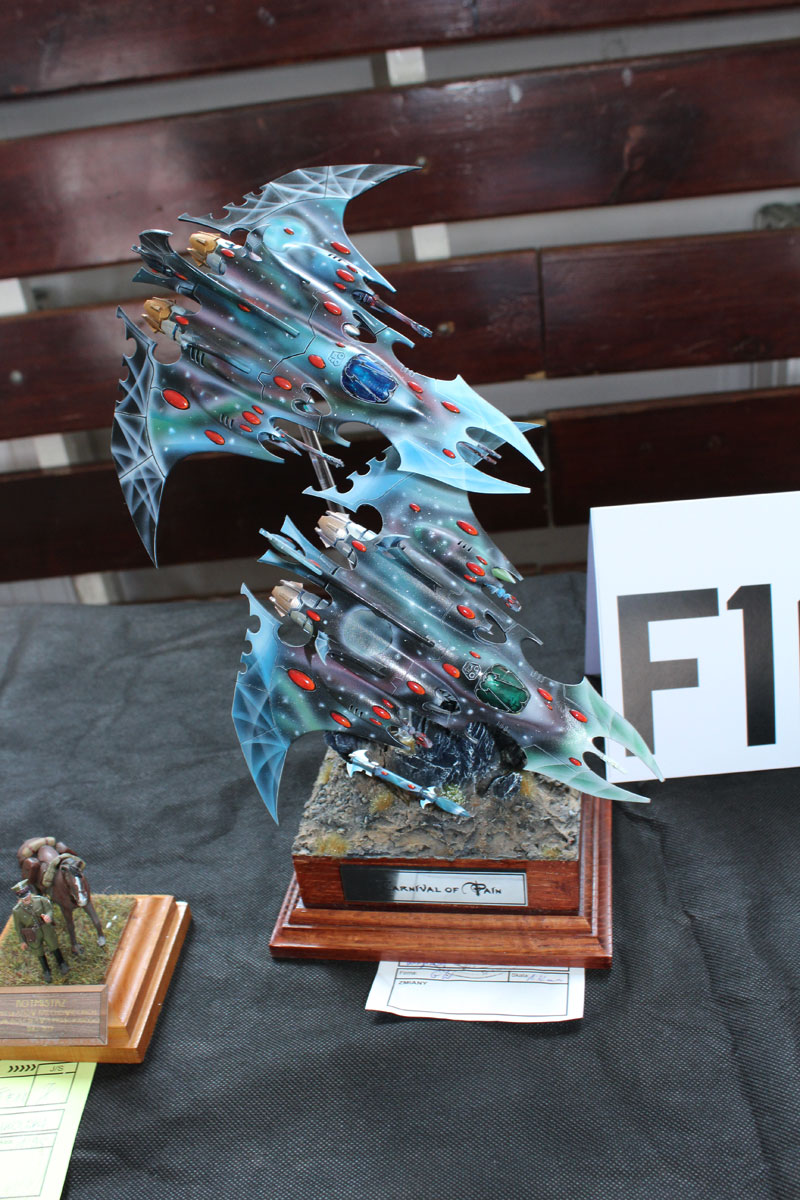 sf-vehicle-eldar-falcons